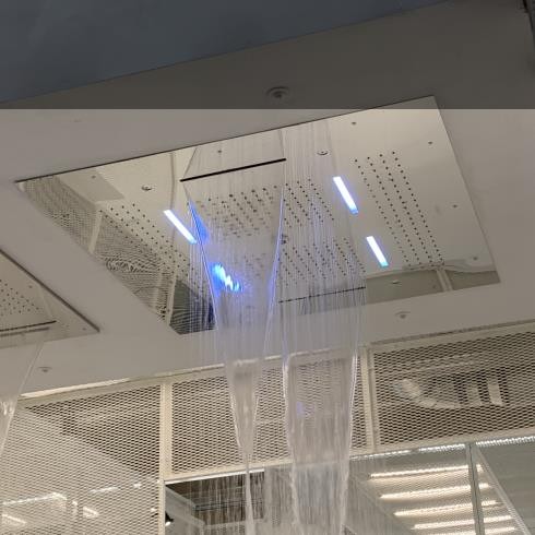 Regenbrause mit Wasserfall und Nebeldüsen und LED-Licht | 95x95 cm