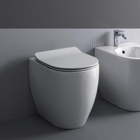 Axa Stand-WC Glomp | spülrandlos | 51cm | mit WC-Sitz weiß
