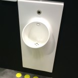 Urinal UP | weiß | mit Bewegungssensor | Präsentation Cersaie