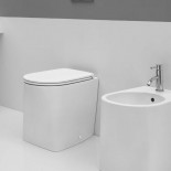 Axa Stand-WC DP | spülrandlos | 50cm | mit WC-Sitz weiß